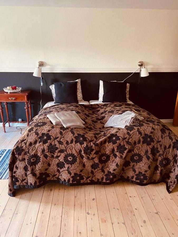 Den Gamle Apotekergaard Bed & Breakfast Hong Dış mekan fotoğraf