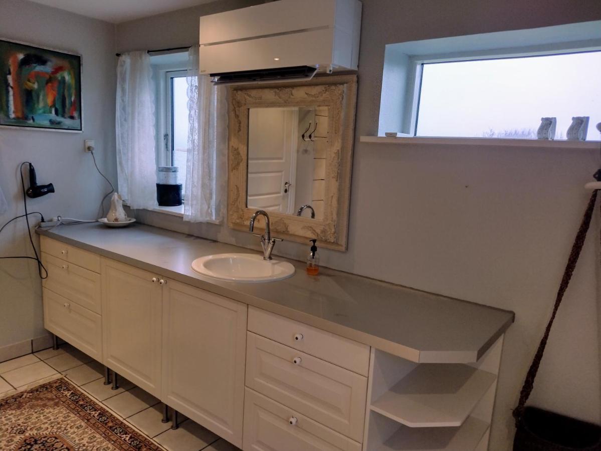 Den Gamle Apotekergaard Bed & Breakfast Hong Dış mekan fotoğraf